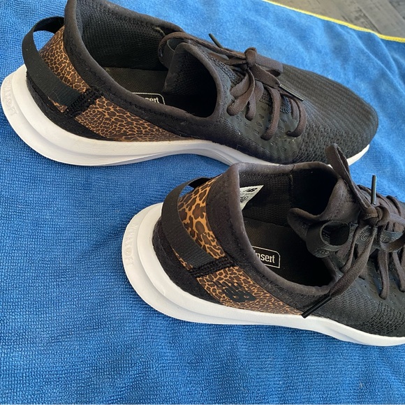 New Balance Black and Tan Women's Athletic Shoes - Picture 2 of 4